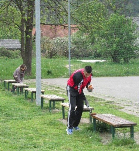 Mladi_na_delu